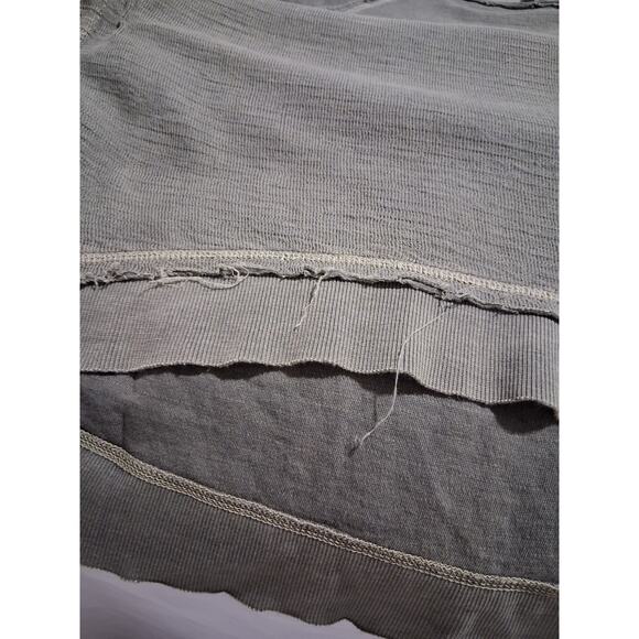 Sundance Super Grunge Women's Medium Distressed Prep Raw Hem Holes Jacked-up Top - Picture 14 of 15